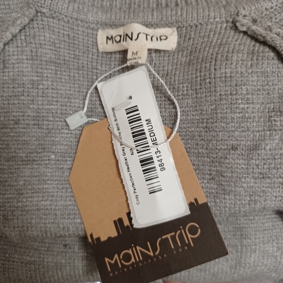Mainstrip Heather Grey Poncho with Buttons Sz M NWT - Picture 5 of 9